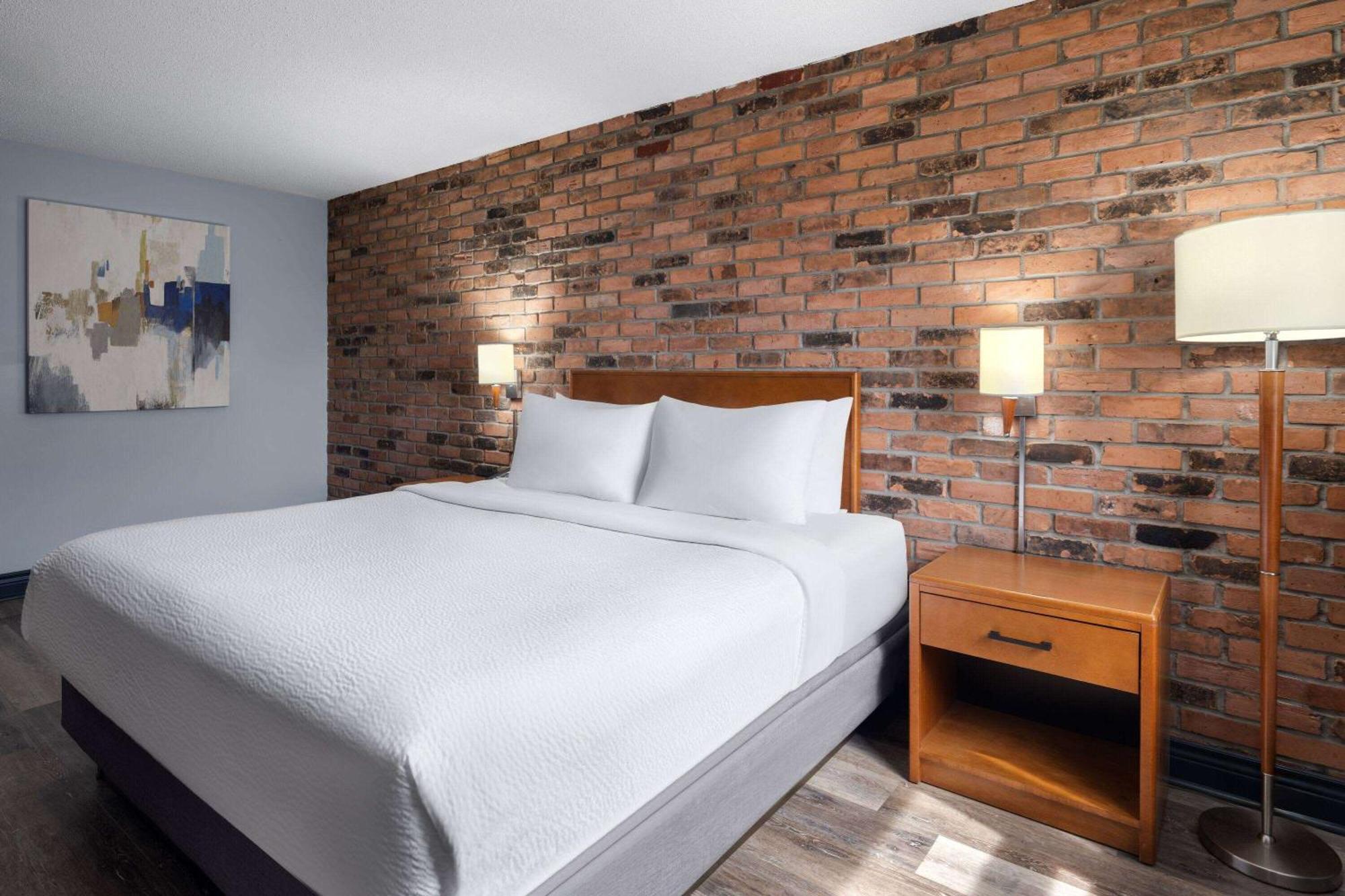 Travelodge By Wyndham Barrie Esterno foto